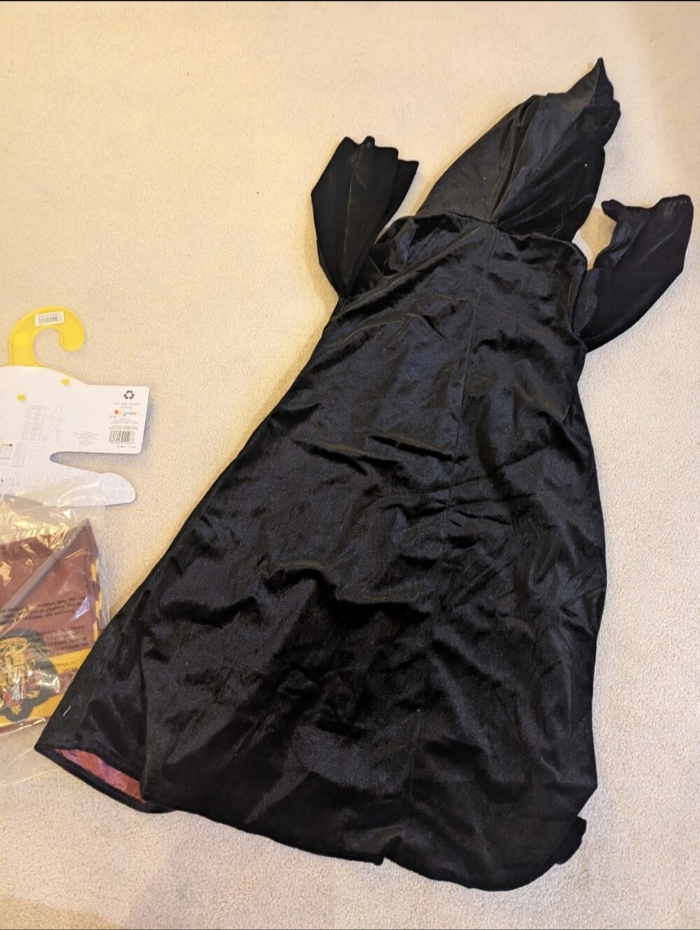 New DISGUISE HARRY POTTER PREMIUM COSTUME HOODED ROBE Sz SMALL 4-6 - Picture 8 of 9